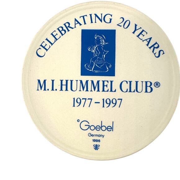 M.I. Hummel Club 20th Anniversary Commemorative Set 1977–1997 Goebel Germany - Picture 5 of 10